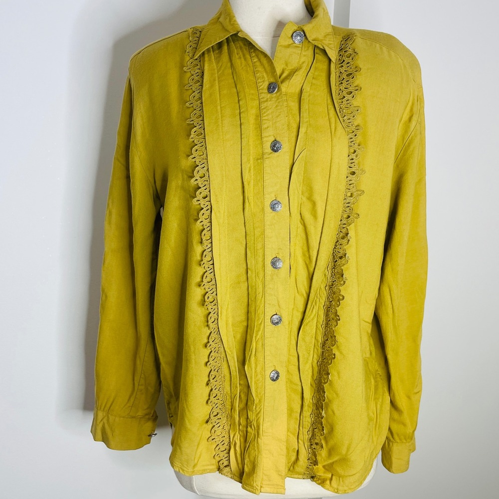 Vis-a-Vis California Mustard Yellow Rayon Lace Trim Pintuck Button Down Shirt S